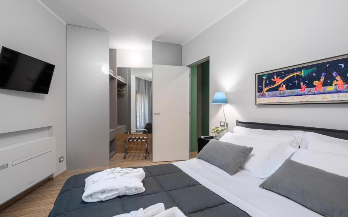 30Cavour Luxury Suites 파비아 외부 사진